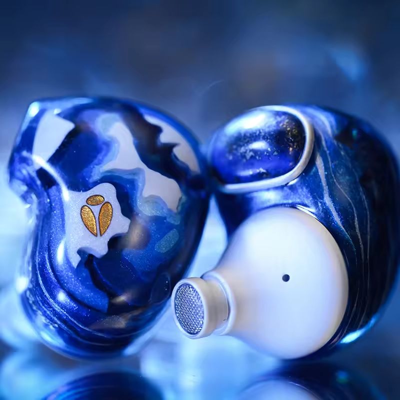 Artpical Blue Planet Wired IEMs - view 3