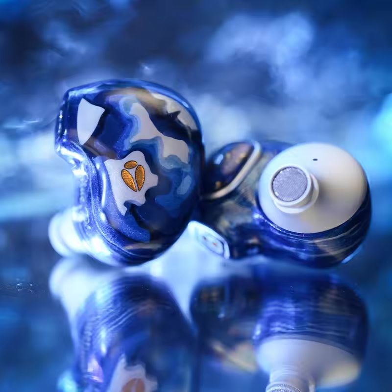 Artpical Blue Planet Wired IEMs - view 2