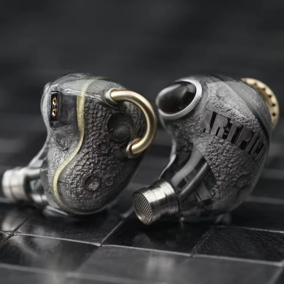 Artpical Lunar Ring Wired IEMs - view 3