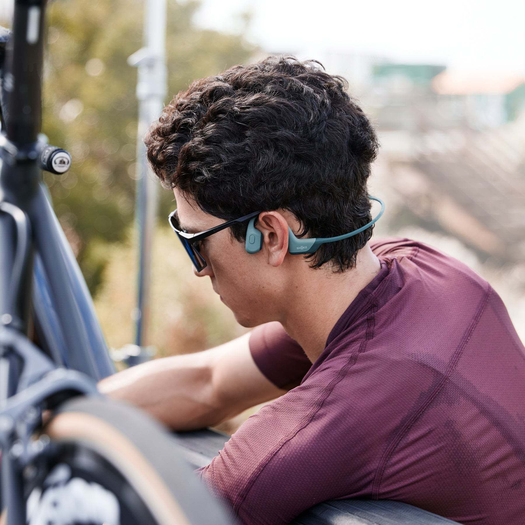 SHOKZ OpenRun Pro S810 Bone Conduction Headphones - view 2