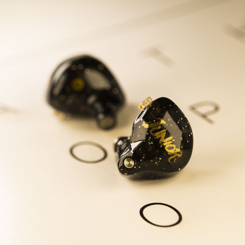 Whizzer OS1Pro Wired Earphones