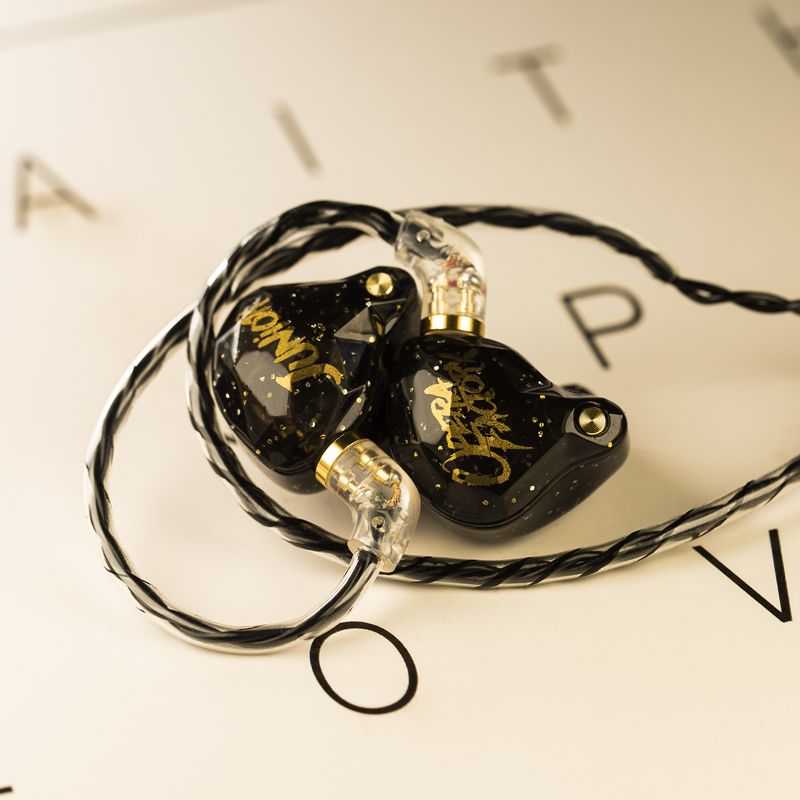 Whizzer OS1Pro Wired Earphones