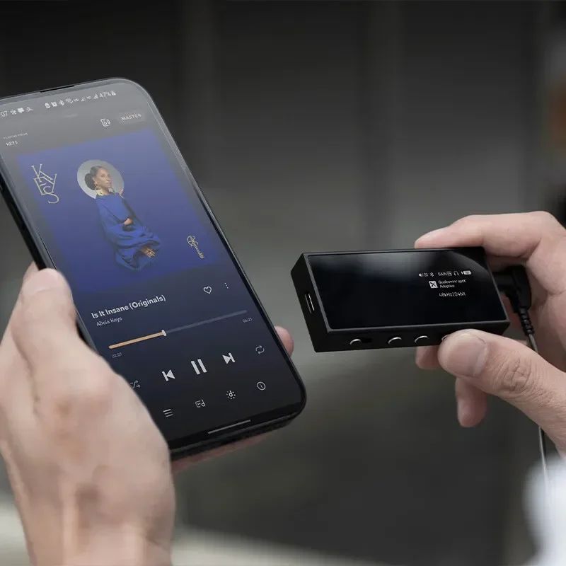 Questyle M18i Portable Bluetooth DAC Amp
