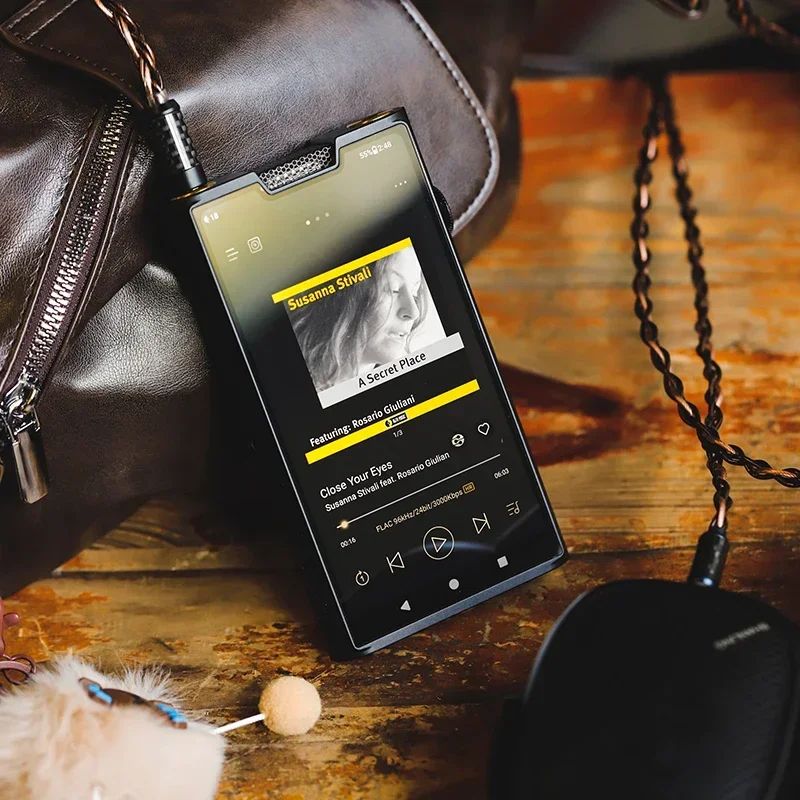 Shanling M8T Android Hi-Res Music Player
