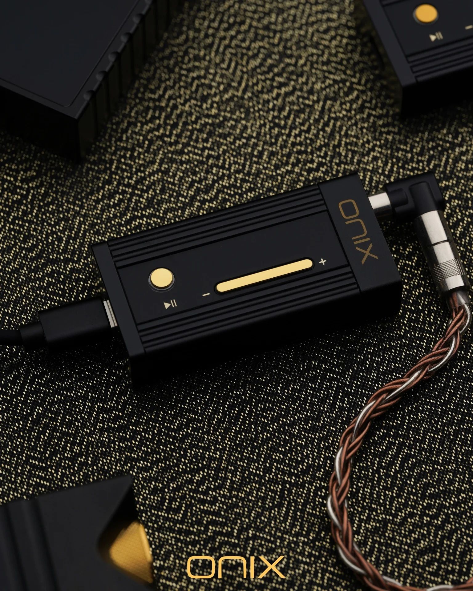 ONIX Alpha XI1 Portable USB DAC & Amp - view 5