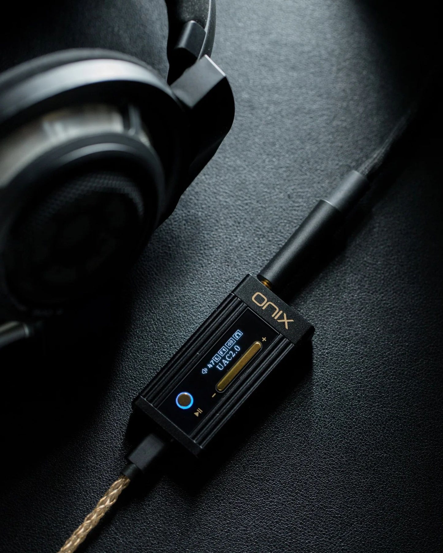 ONIX Alpha XI1 Portable USB DAC & Amp - view 4