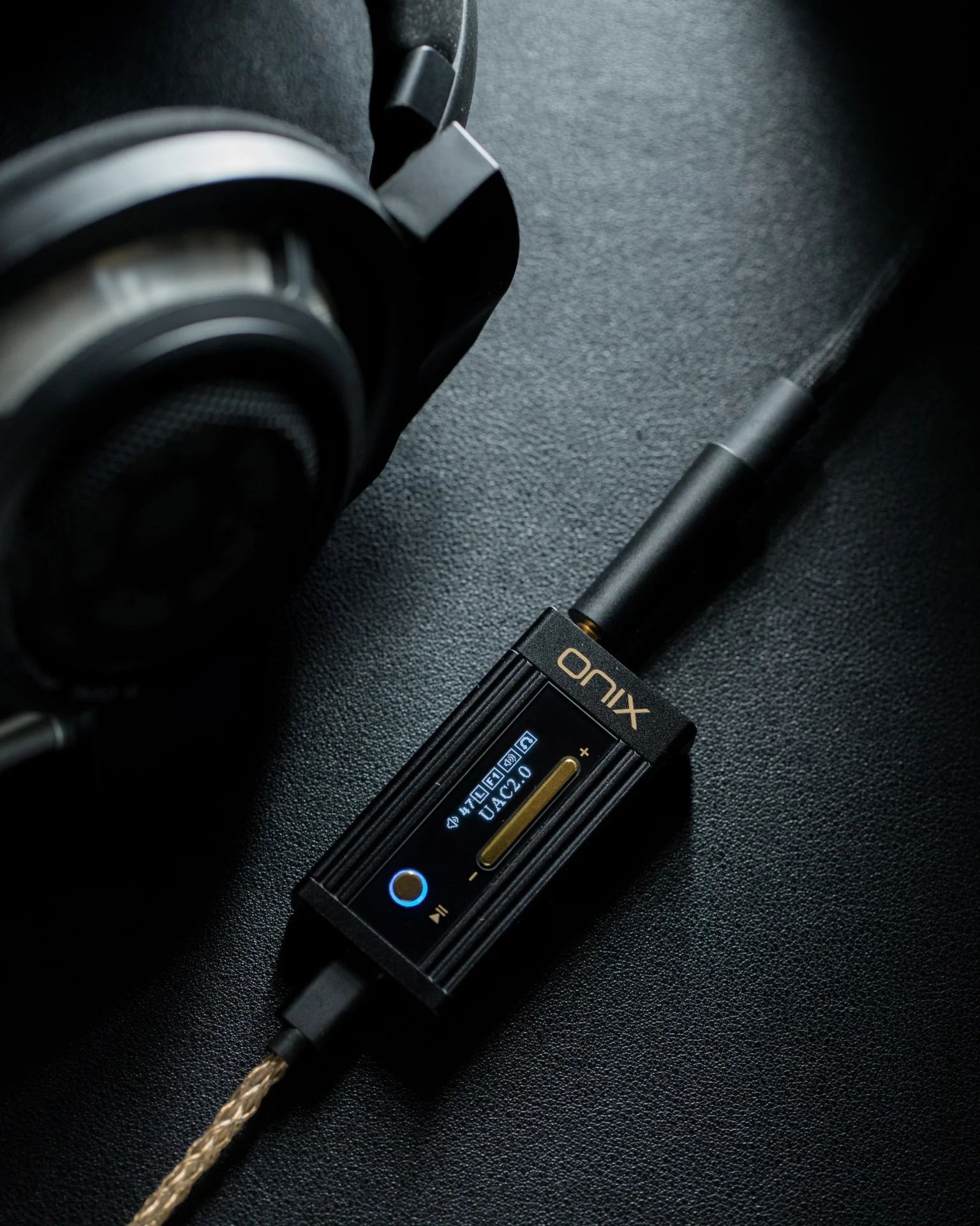 ONIX Alpha XI1 Portable USB DAC & Amp - view 4