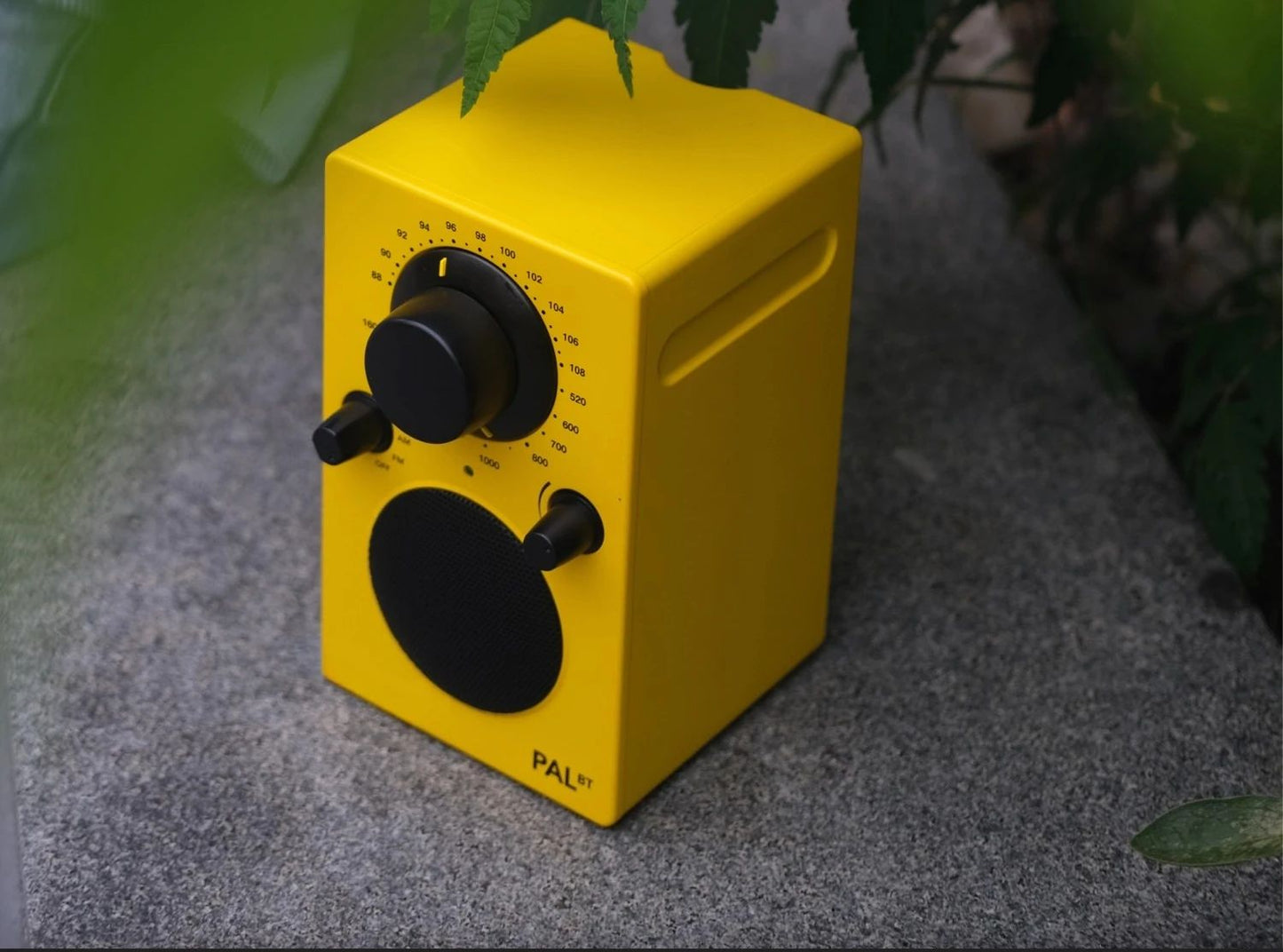 Tivoli Audio PAL BT Portable Bluetooth Radio Speaker - view 4