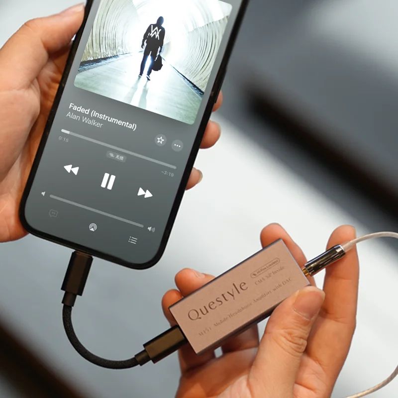 Questyle M15i Portable HiFi DAC Amplifier